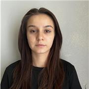 Studentessa di moda in istituto superiore